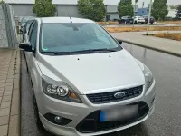 Gebraucht Ford Focus 115 PS (84 kW) 2010 Silber Limousine