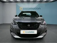 Gebraucht Peugeot 2008 131 PS (96 kW) 2023 Grau SUV