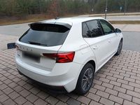 Gebraucht Skoda Fabia Tour 95 PS (69 kW) 2022 Weiß Kleinwagen