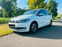 Gebraucht VW Touran 150 PS (110 kW) 2021 Weiß Van / Kleinbus