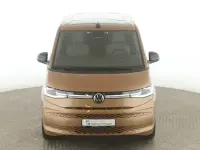 Używany VW Multivan Style 204 KM (150 kW) 2022 Pomarańczowy Minivan