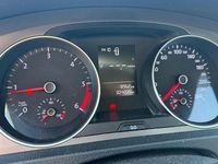 Second-hand VW Golf VII Trendline 105 CP (77 kW) 2013 Alb Break