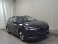 Usado Ford Focus Style 120 CV (88 kW) 2023 Negro Berlina