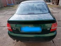 Gebraucht Audi A4 102 PS (75 kW) 1999 Grün Limousine