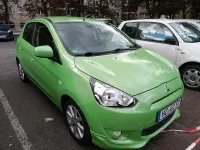 Gebraucht Mitsubishi Space Star Top 80 PS (58 kW) 2013 Grün Van / Kleinbus