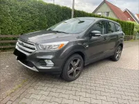 Gebraucht Ford Kuga Trend 110 PS (80 kW) 2017 Grau SUV