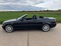 Gebraucht BMW 320 Cabriolet 150 PS (110 kW) 2006 Schwarz Cabrio