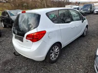 Gebraucht Opel Meriva 110 PS (80 kW) 2012 Weiß Van / Kleinbus