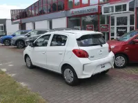 Gebraucht Mitsubishi Space Star Basis 71 PS (52 kW) 2024 Islandweiß Kleinwagen