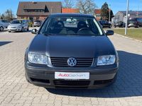 Second-hand VW Bora 68 CP (50 kW) 2000 Gri Berlinǎ