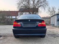 Gebraucht BMW 318 143 PS (105 kW) 2002 Blau Limousine