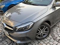 Gebraucht Mercedes A200 Urban 156 PS (114 kW) 2016 Silber Limousine