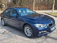 Gebraucht BMW 320 Advantage 190 PS (139 kW) 2017 Blau Limousine