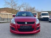 Gebraucht Suzuki Swift 94 PS (69 kW) 2012 Rot Kleinwagen