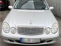 Second-hand Mercedes E320 224 CP (164 kW) 2003 Argintiu Berlinǎ