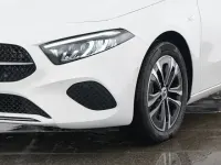 Gebraucht Mercedes A250 Progressive 218 PS (160 kW) 2025 Unilack polarweiß Limousine