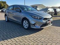 Gebraucht Kia Ceed Vision 140 PS (102 kW) 2025 Lunarsilber met. Kleinwagen