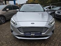 Gebraucht Ford Focus 120 PS (88 kW) 2019 Polarsilber metallic Kombi