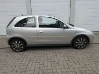 Gebraucht Opel Corsa Edition 80 PS (58 kW) 2005 Silber/grau Kleinwagen