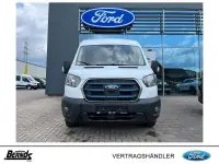 Gebraucht Ford E-Transit Trend 135 kW (184 PS) 2022 Weiß Van