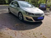 Gebraucht Opel Astra Energy 120 PS (88 kW) 2014 Silber Limousine