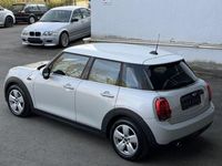 Gebraucht Mini Cooper Chili 136 PS (100 kW) 2018 Weiß Kleinwagen