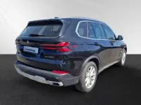 Gebraucht BMW X5 Sport Line 490 PS (360 kW) 2024 Saphirschwarz metallic SUV