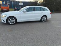 Gebraucht Mercedes C180 156 PS (114 kW) 2019 Weiß Kombi