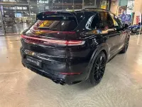 Używany Porsche Cayenne 500 KM (367 kW) 2025 Czarny SUV