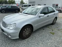 Gebraucht Mercedes C180 Classic 143 PS (105 kW) 2005 Silber Limousine