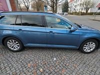 Second-hand VW Passat 150 CP (110 kW) 2016 Albastru Break