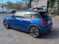 Gebraucht Mini Cooper 136 PS (100 kW) 2019 Blau Kleinwagen