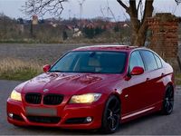 Gebraucht BMW 330 245 PS (180 kW) 2011 Rot Limousine