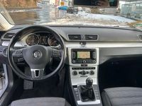 Gebraucht VW Passat 140 PS (102 kW) 2013 Silber Limousine