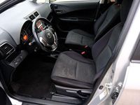 Gebraucht Toyota Verso-S 99 PS (72 kW) 2012 Grau Van / Kleinbus