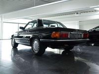 Gebraucht Mercedes 560 231 PS (169 kW) 1988 Blauschwarzmetallik Cabrio