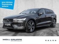 Gebraucht Volvo V60 CC Ultimate 197 PS (144 kW) 2024 Platinum grey / metallic Kombi