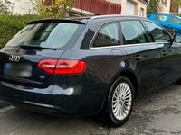 Gebraucht Audi A4 140 PS (102 kW) 2014 Schwarz Limousine