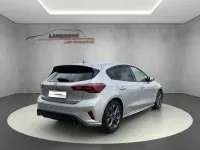 Gebraucht Ford Focus ST-Line 116 PS (85 kW) 2025 Polarsilber metallic (metallic) Limousine