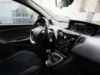 Gebraucht Lancia Ypsilon Gold 69 PS (50 kW) 2013 Schwarz Kleinwagen