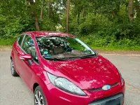Gebraucht Ford Fiesta 82 PS (60 kW) 2008 Rot Kleinwagen
