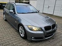 Gebraucht BMW 320 177 PS (130 kW) 2009 Grau Kombi