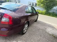 Gebraucht Skoda Octavia Family 105 PS (77 kW) 2012 Rot Limousine