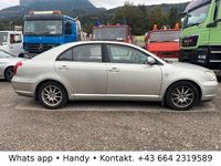 Gebraucht Toyota Avensis T2 116 PS (85 kW) 2004 Silber Limousine