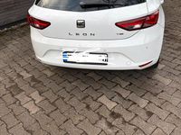 Gebraucht Seat Leon Style 125 PS (91 kW) 2014 Weiß Limousine