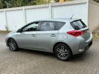 Gebraucht Toyota Auris Executive 136 PS (100 kW) 2015 Silber Limousine
