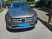 Gebraucht Mercedes GLA200 204 PS (150 kW) 2018 Grau SUV