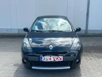Gebraucht Renault Clio 75 PS (55 kW) 2012 Sternenschwarz Kleinwagen