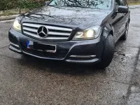 Gebraucht Mercedes C220 170 PS (125 kW) 2014 Schwarz Kombi