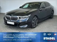 Gebraucht BMW 520 M Sport 197 PS (144 kW) 2024 Schwarz Limousine